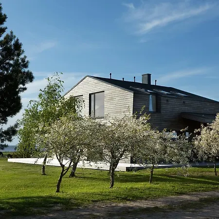 Nyaraló Pikla Linnumaja