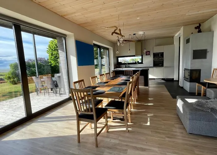 Holiday home Pikla Linnumaja